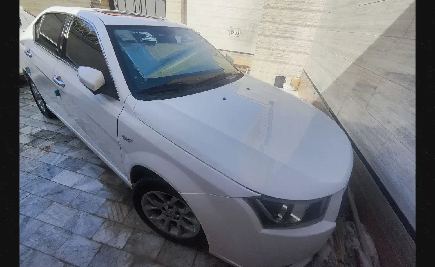 فروش ماشین دنا پلاس توربو اتومات. کم کار. کارمندی|خودرو سواری و وانت|زاهدان, |دیوار