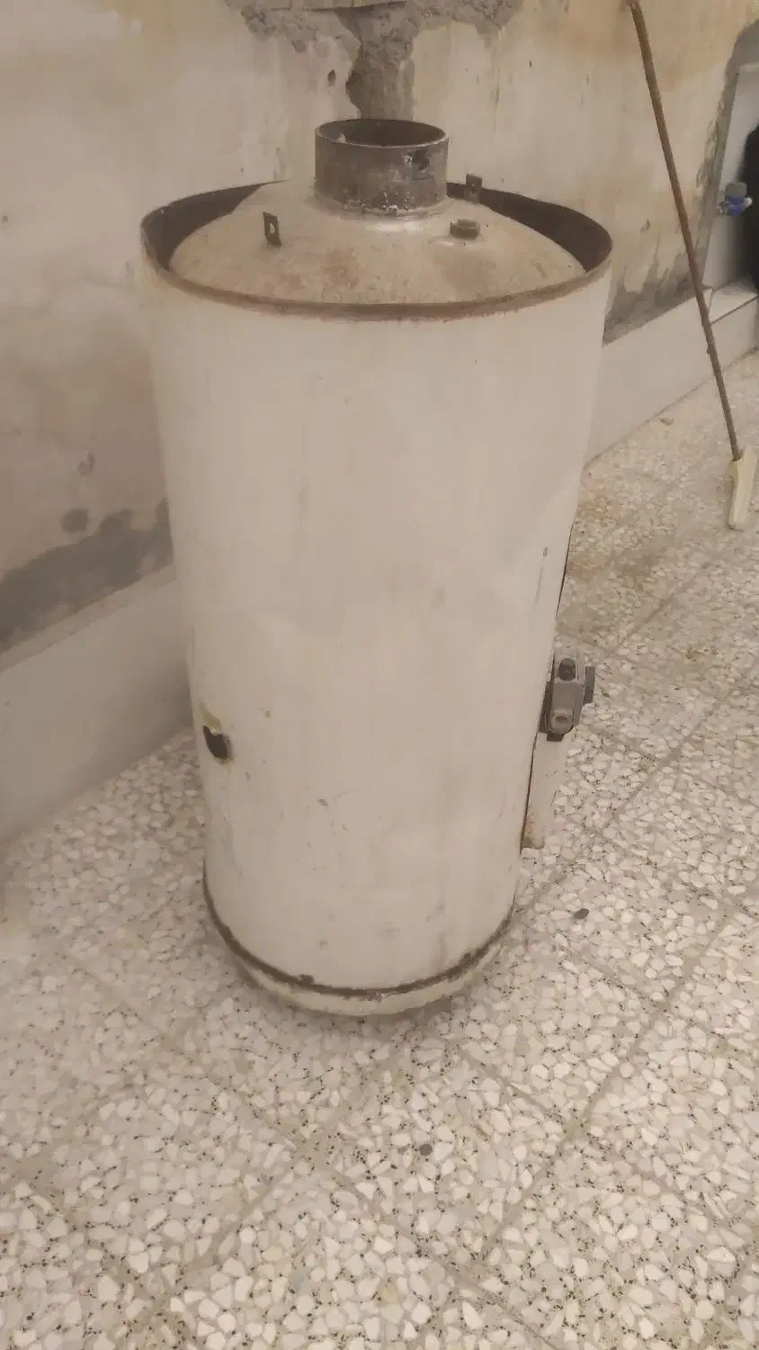 آبگرمکن گازی مخزنی|آبگرمکن، پکیج، شوفاژ|چمران, |دیوار