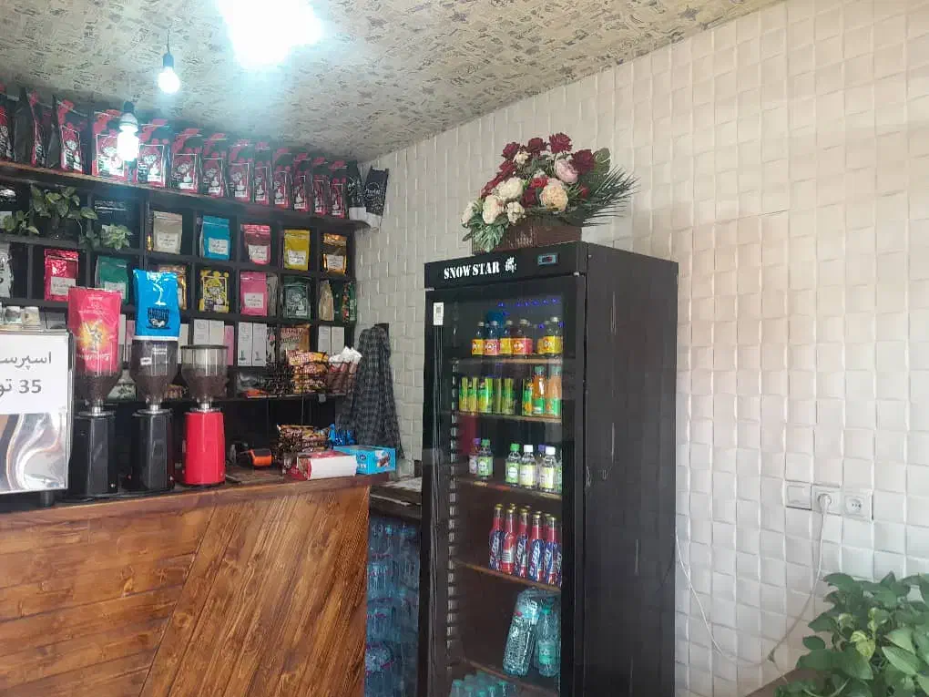 رهن واجاره مغازه ۱۴ متری در شهرک سعدی|اجارهٔ مغازه و غرفه|شیراز, شهرک سعدی|دیوار