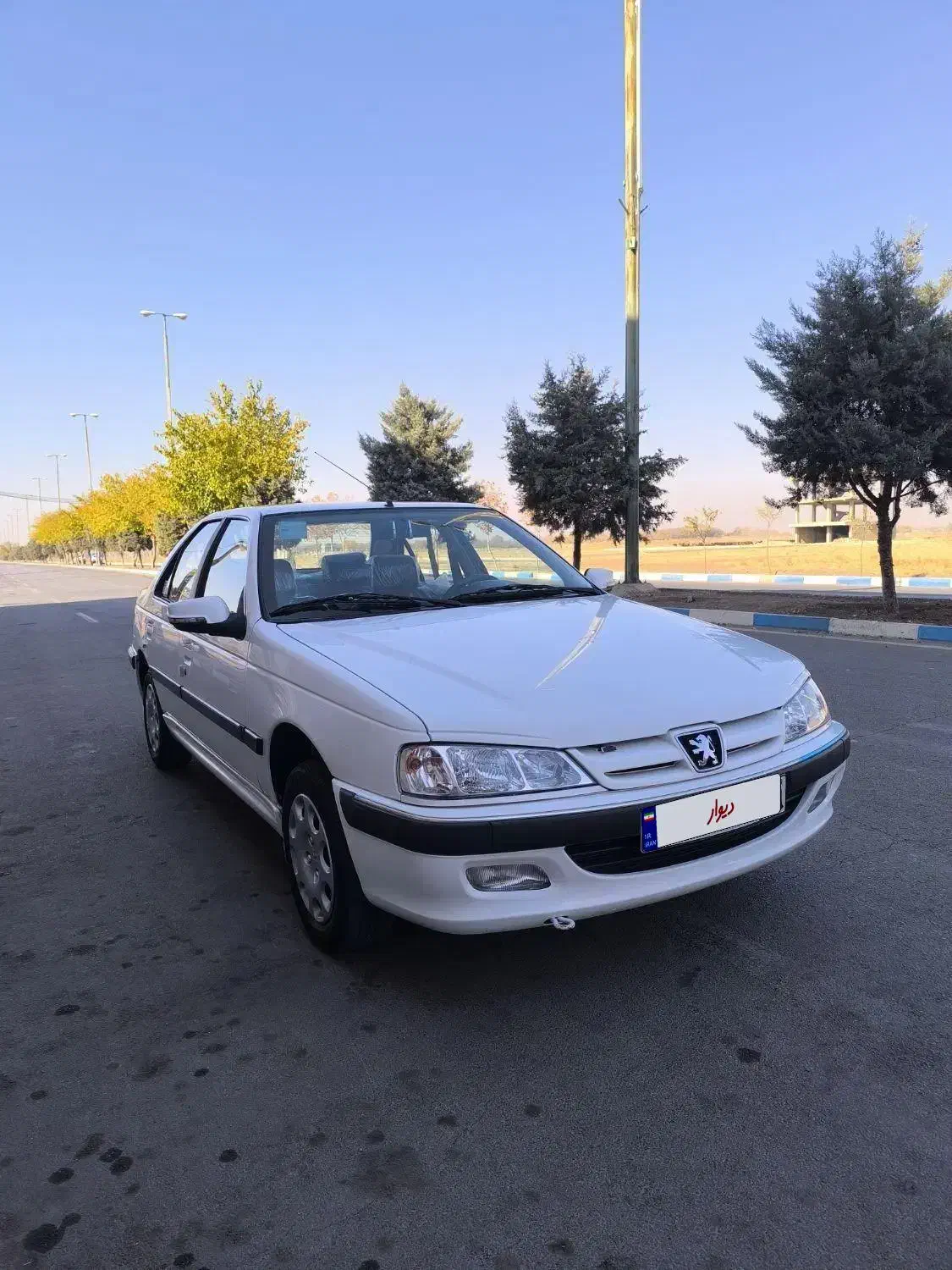 پژو پارس سال مدل 1400 درحدنو خشگ تک برگ کمکار...|خودرو سواری و وانت|قزوین, |دیوار