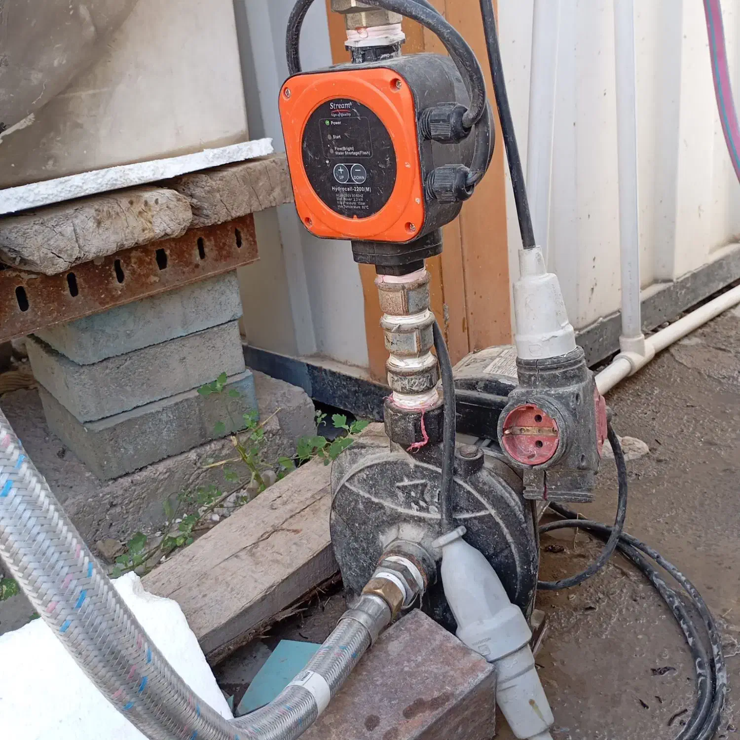 لوله کشی ساختمان-نصب و تعمیر پمپ آب خانگی|خدمات پیشه و مهارت|تبریز, |دیوار