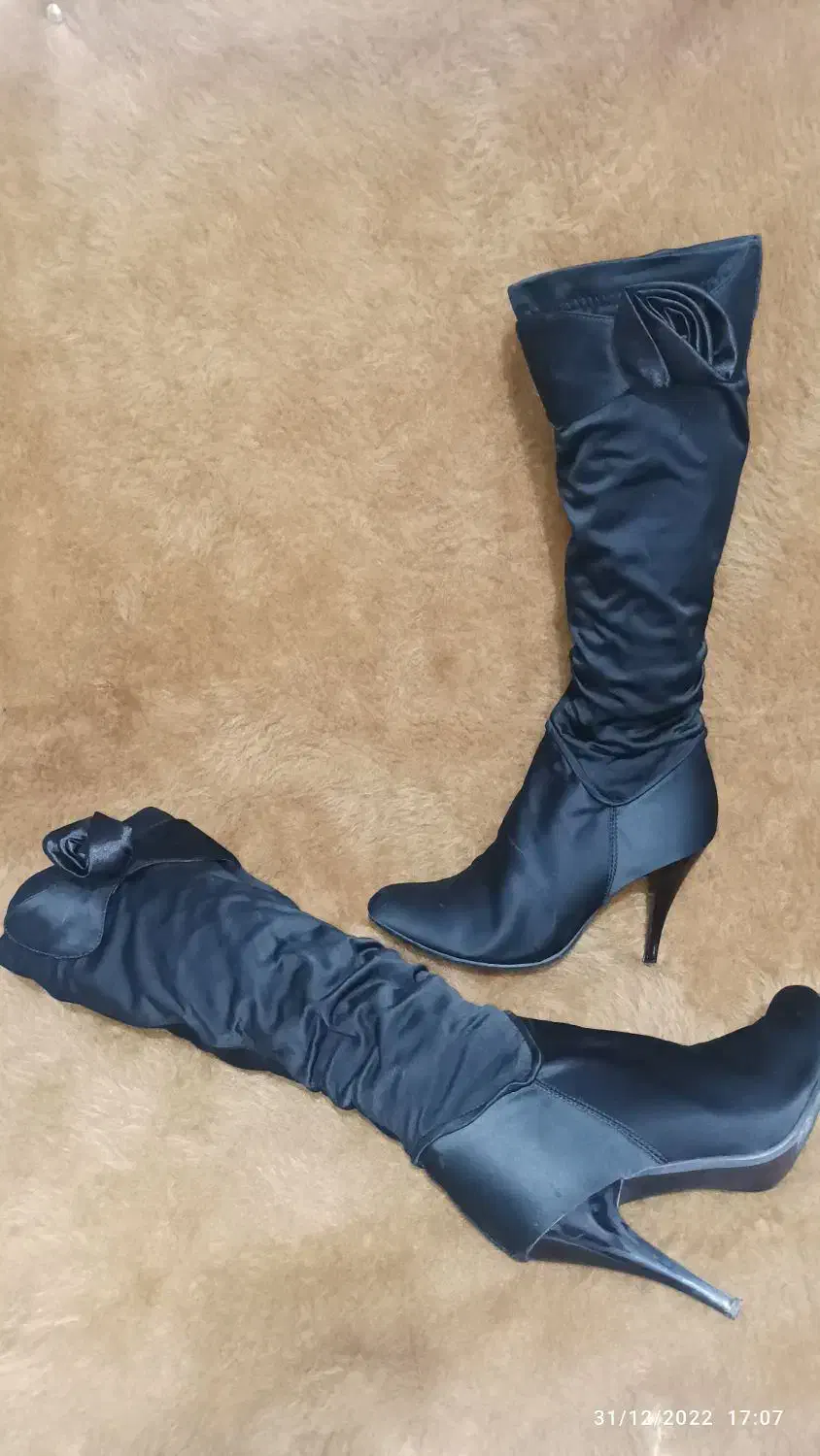 مجلسی ،،صندل|کیف، کفش، کمربند|لاهیجان, جمهوری|دیوار