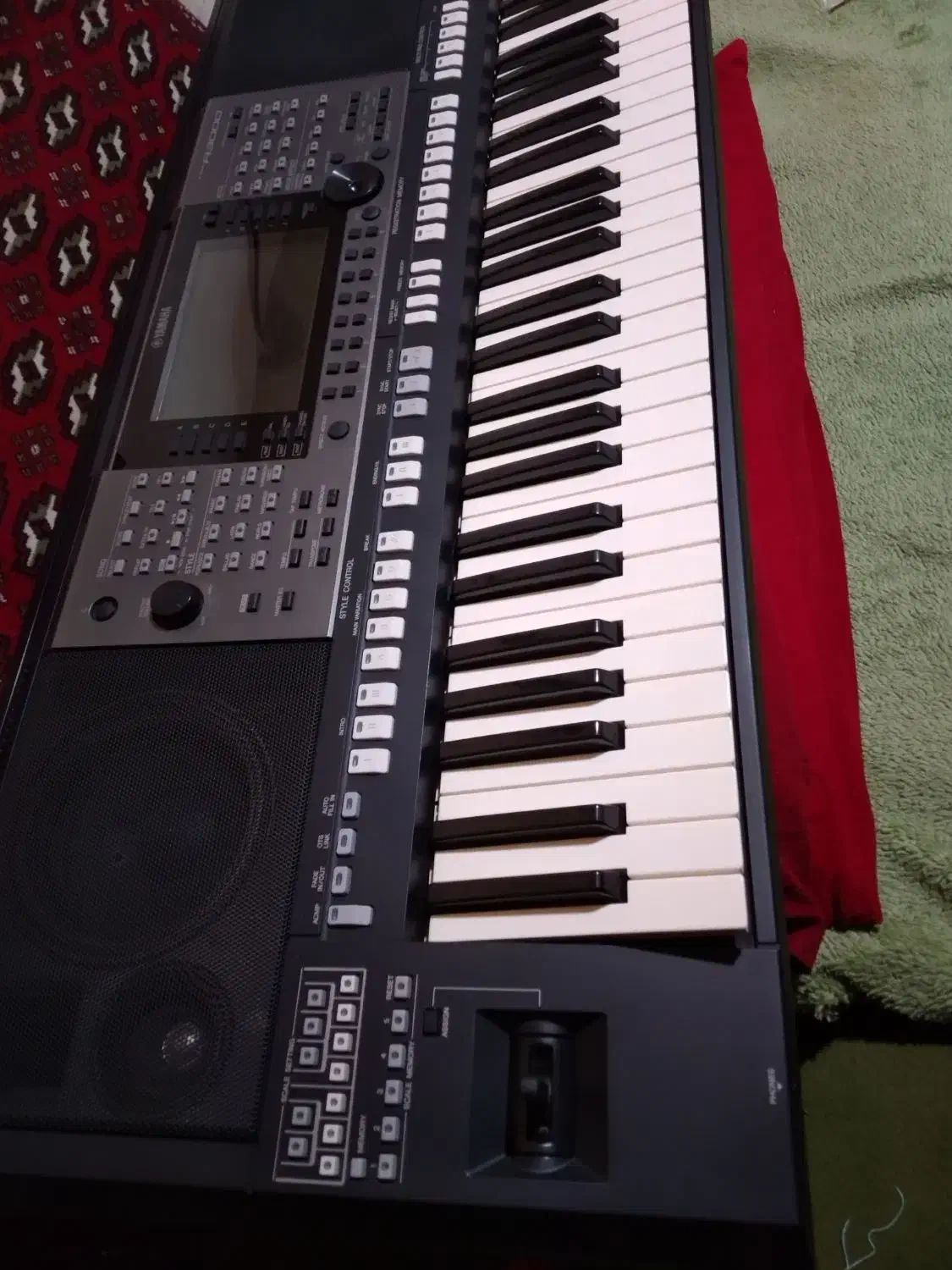 a3000 تمیز|پیانو، کیبورد، آکاردئون|فریمان, |دیوار