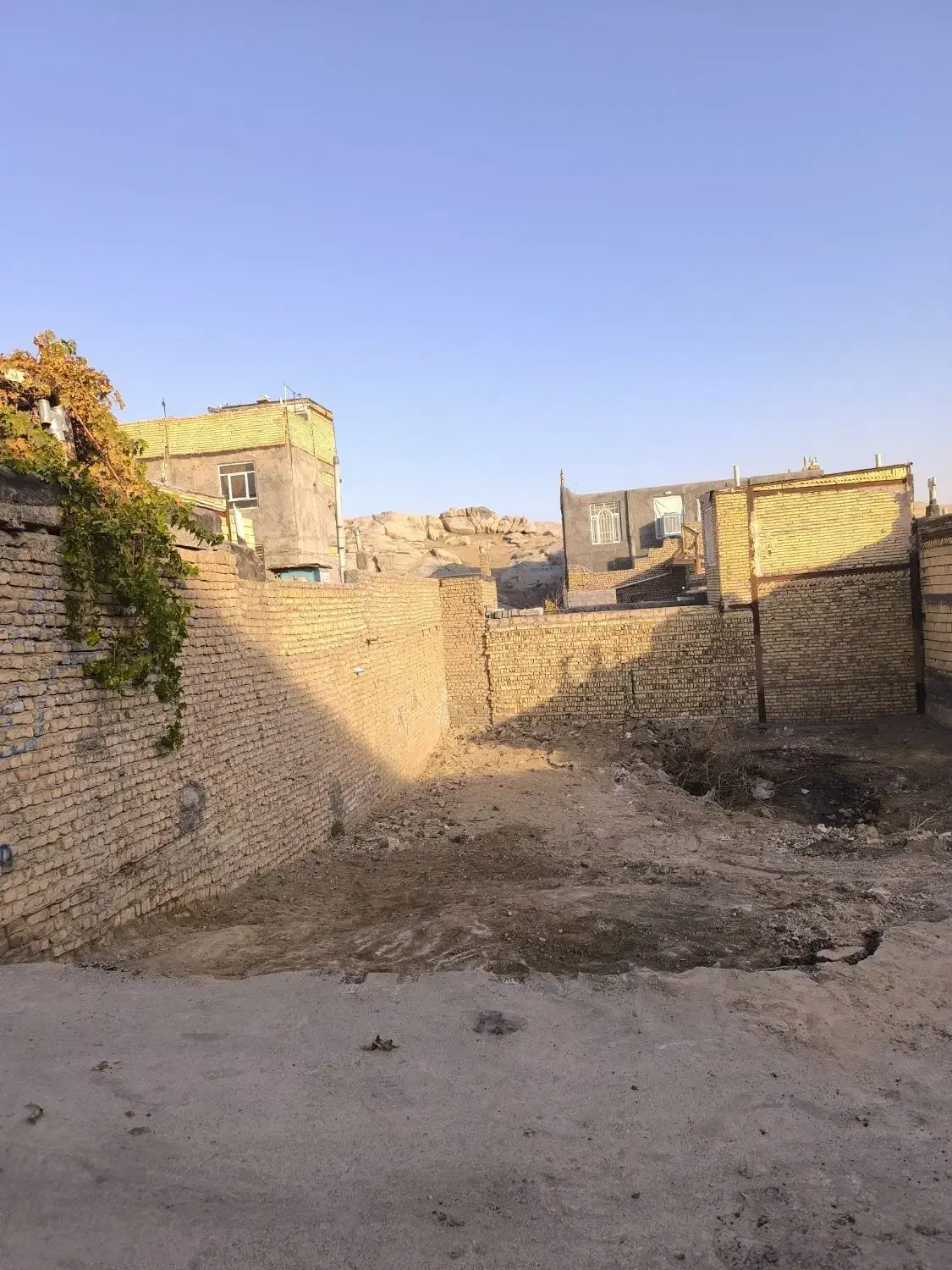 زمین ده غیبی|فروش زمین و ملک کلنگی|ملک‌آباد, |دیوار