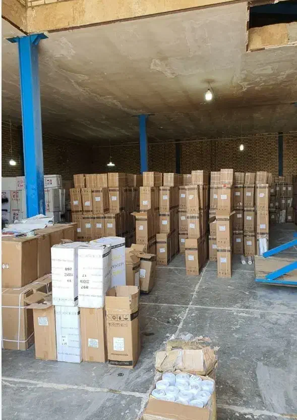 وارد کننده کاغذ دیواری جنس پتینه کفپوش پارکت نقاشی|خدمات پیشه و مهارت|گرگان, |دیوار