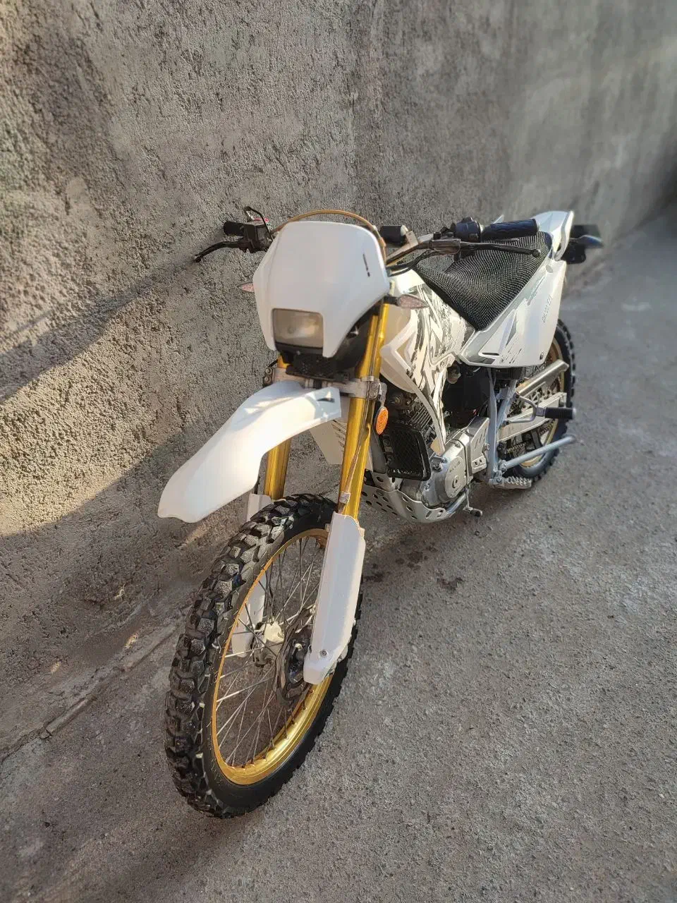 تریل روان ۲۰۰|موتورسیکلت|نیشابور, دارایی|دیوار