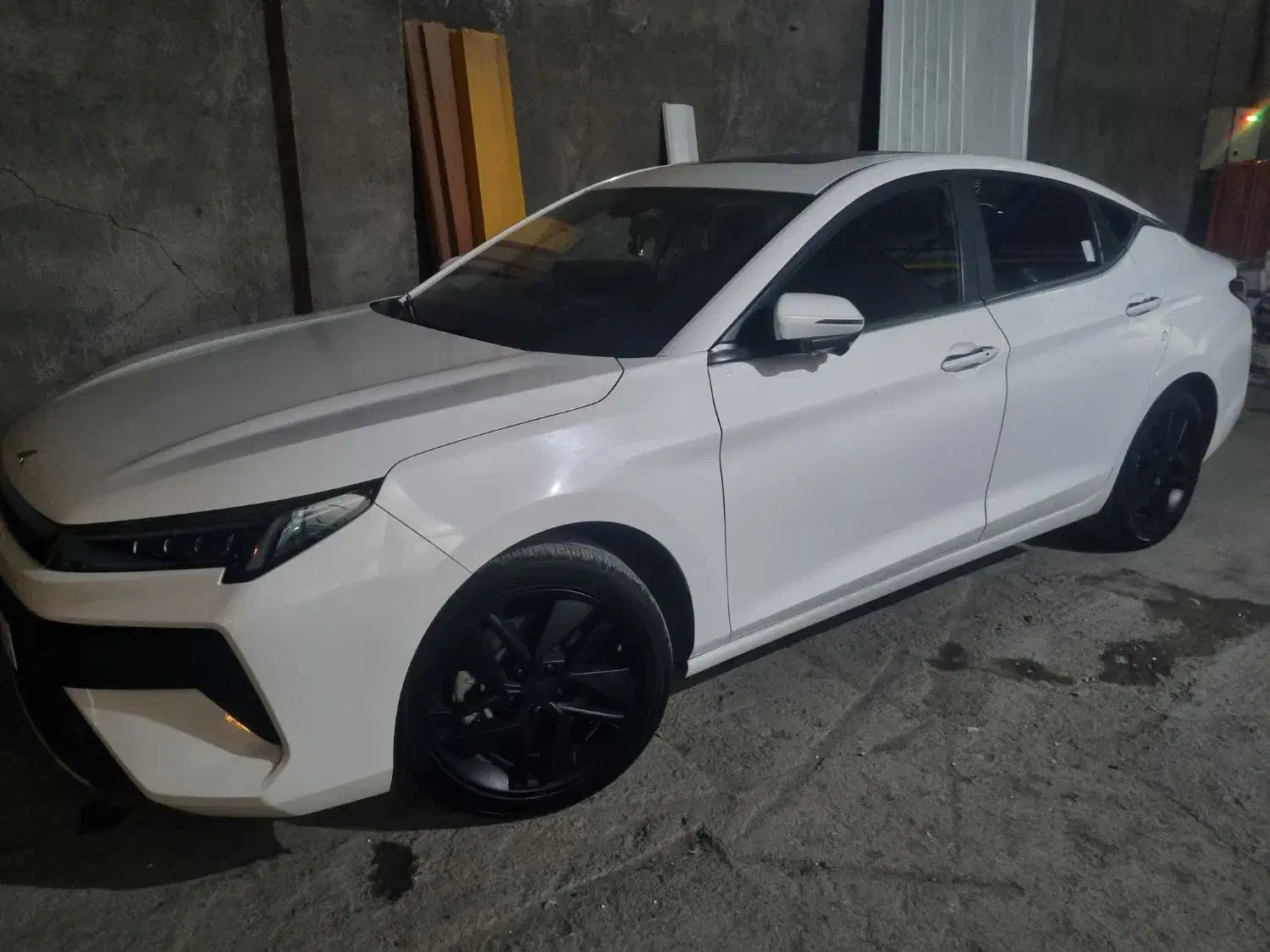 کی ام سی j7|خودرو سواری و وانت|لنجان, |دیوار