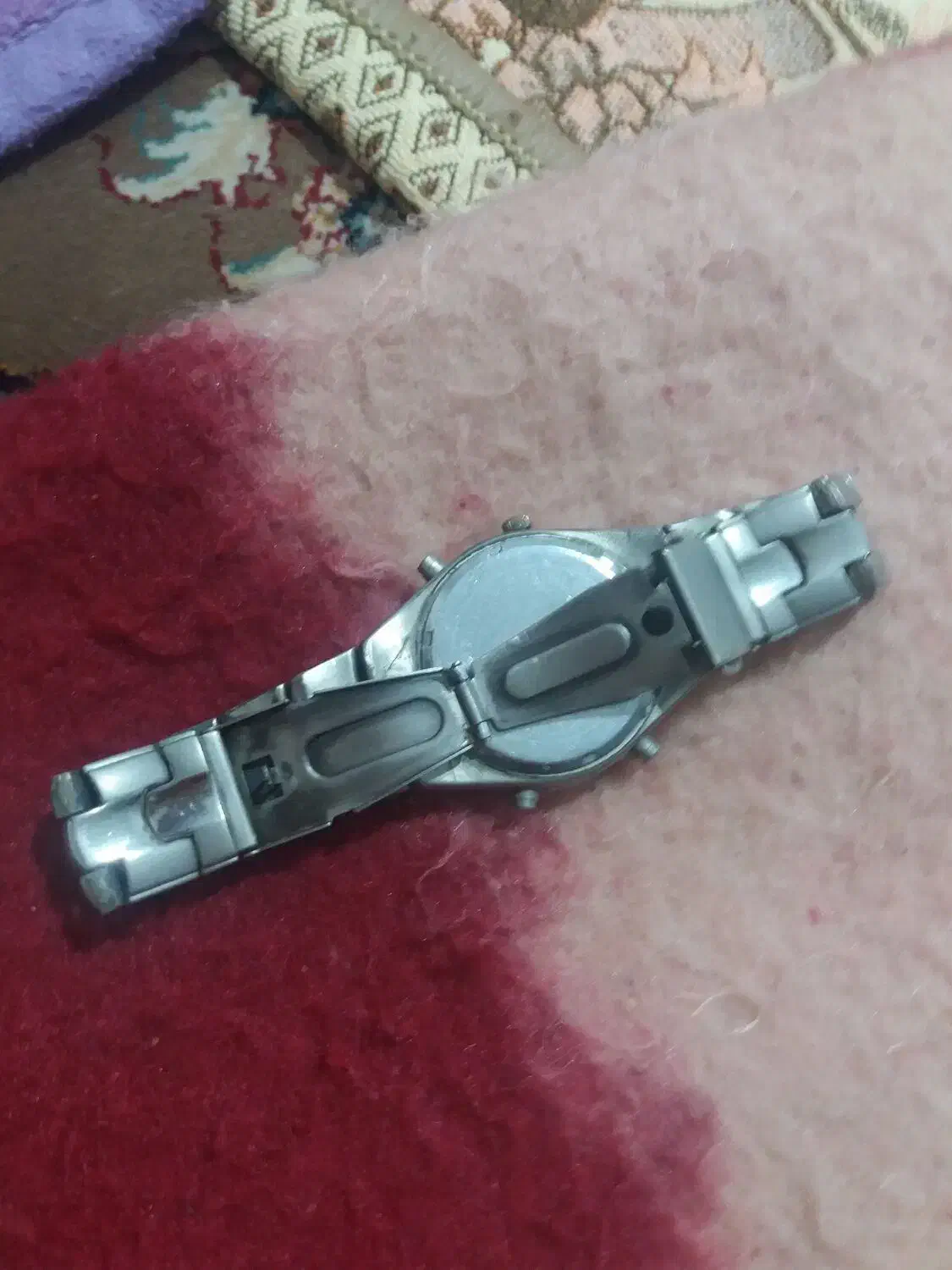 یک عد د ساعت فروشی|ساعت|هرسین, |دیوار