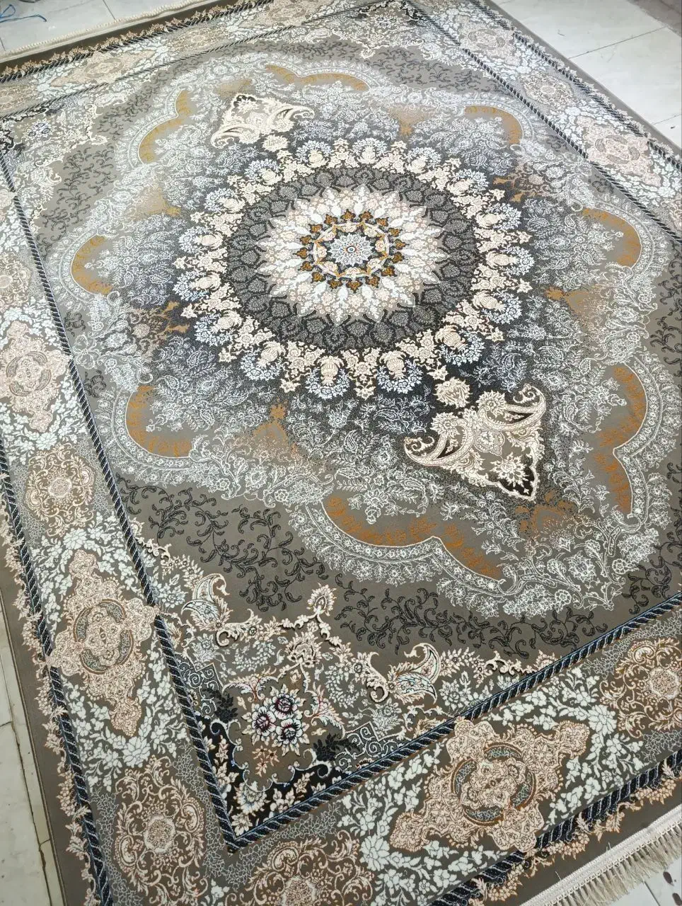 فرش 12 متر نو آکبند /نخ اکرولیک/ فرش فانوس|فرش|بیرجند, |دیوار