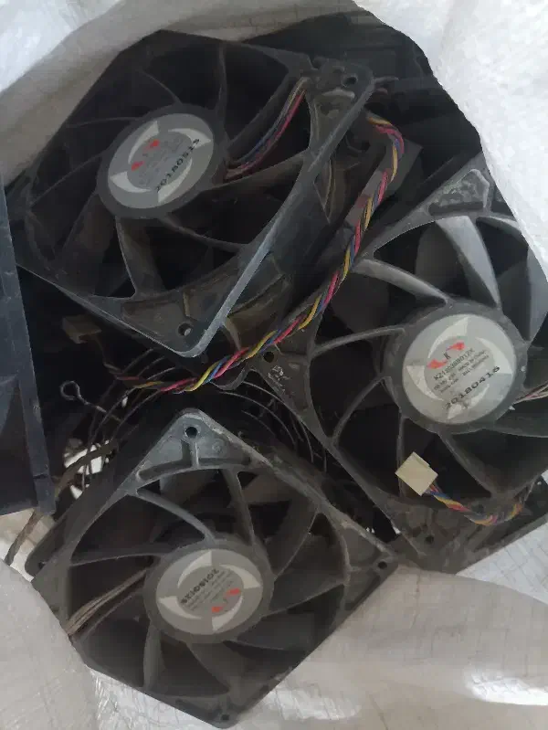 ماینرm3 خراب قیمت ضایعاتش|قطعات و لوازم جانبی رایانه|اراک, |دیوار