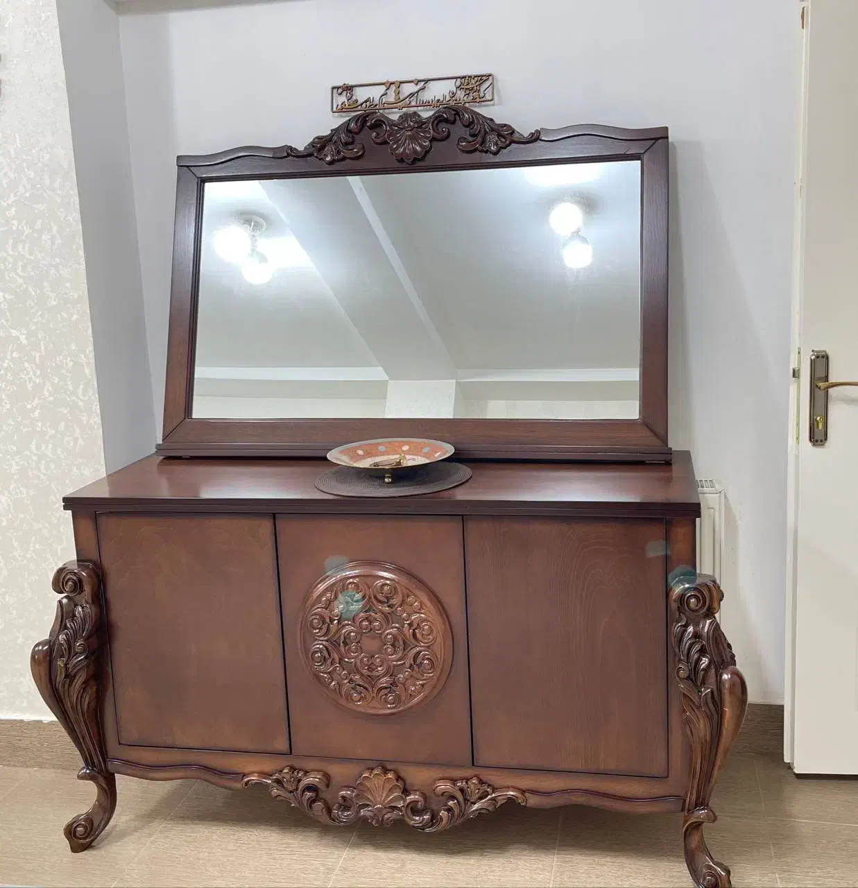 آینه کنسول|بوفه، ویترین، کنسول|پیرانشهر, |دیوار