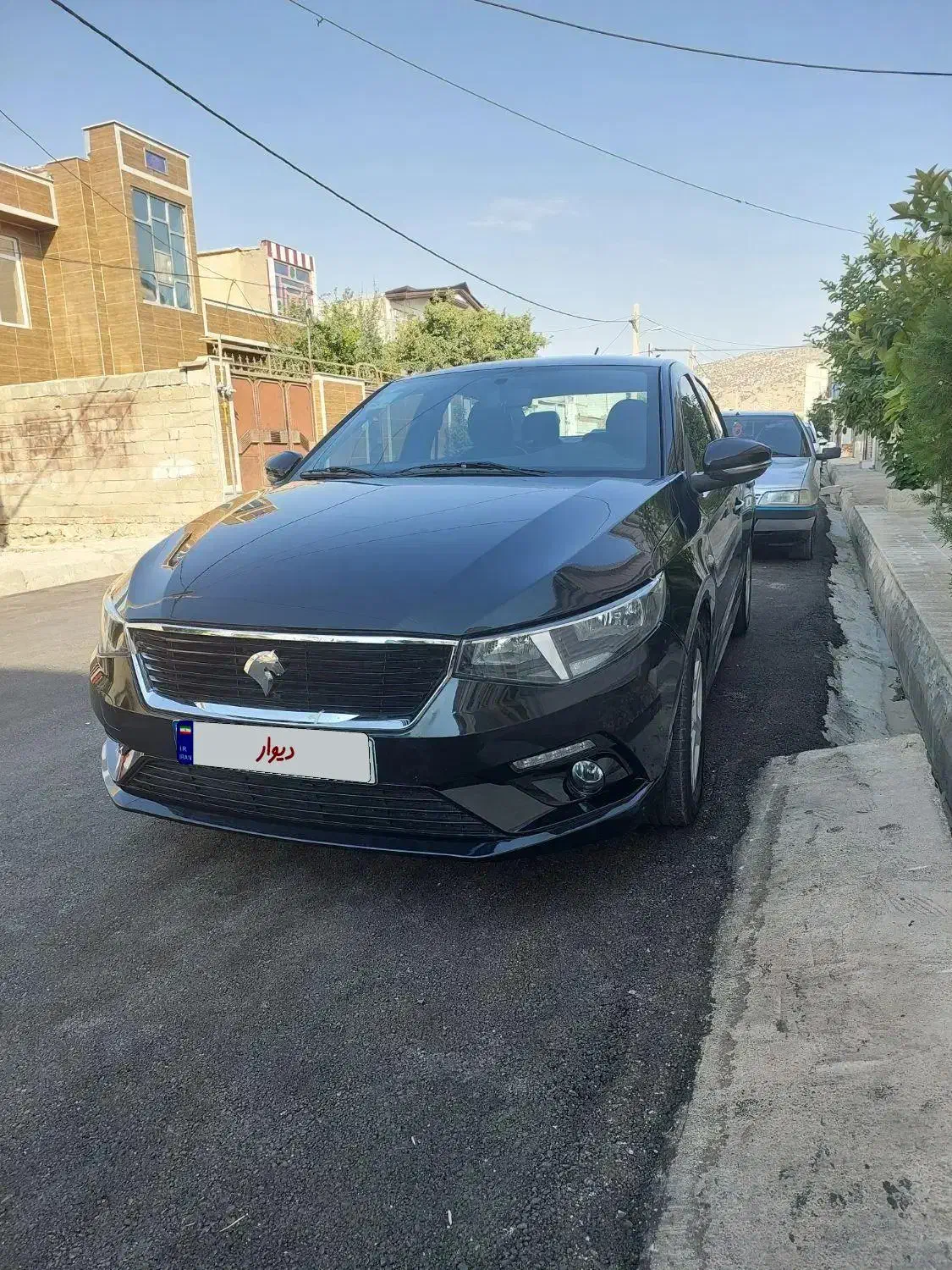 تارا مشکی مدل 1401|خودرو سواری و وانت|گیلان غرب, |دیوار