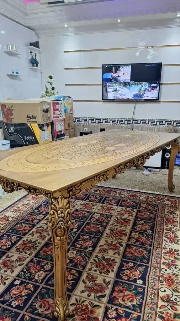 گل میزسطتنی نو|میز و صندلی غذاخوری|لوداب, |دیوار