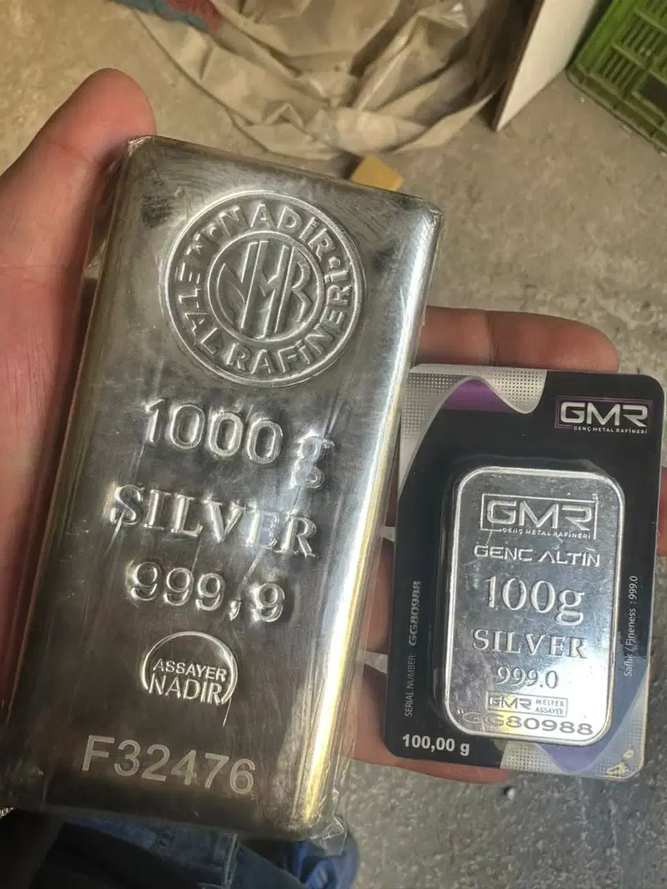 نقره ۹۹۹ پلمپ ۹۹۹.۹ هر وزنی موجود کف بازارتهران|بدلیجات|تهران, بازار|دیوار