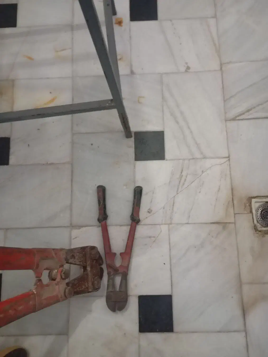 قیچی مفتول بر|ابزارآلات|قم, شهر قائم|دیوار