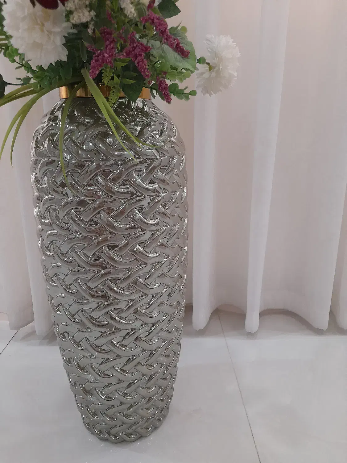 گلدان|صنایع دستی و سایر لوازم تزئینی|تربت‌حیدریه, حسنی بالا|دیوار