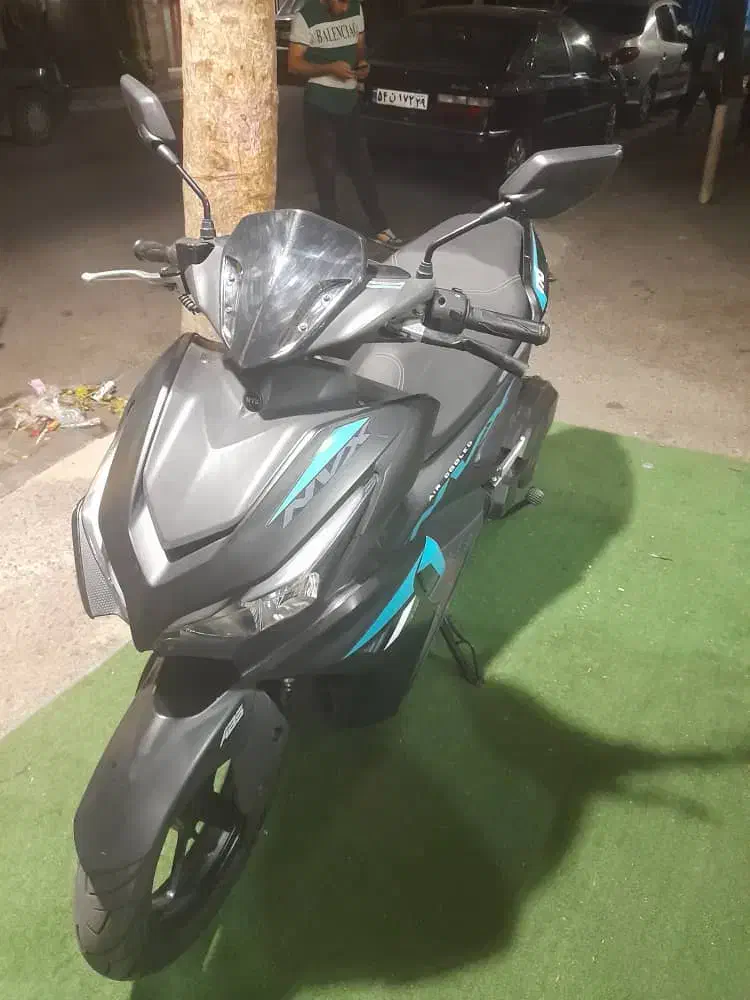 ایروکس ۱۷۰|موتورسیکلت|کرج, کلاک نو|دیوار