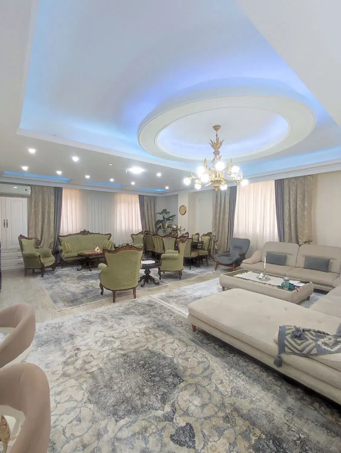 ۱۶۰ متر / شهرک کاووسیه / فول امکانات / سند تک برگ|فروش آپارتمان|قدس, شهرقدس|دیوار