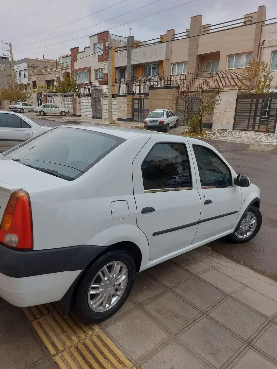 خودروL90 اتومات مدل آخر94|خودرو سواری و وانت|قروه, |دیوار