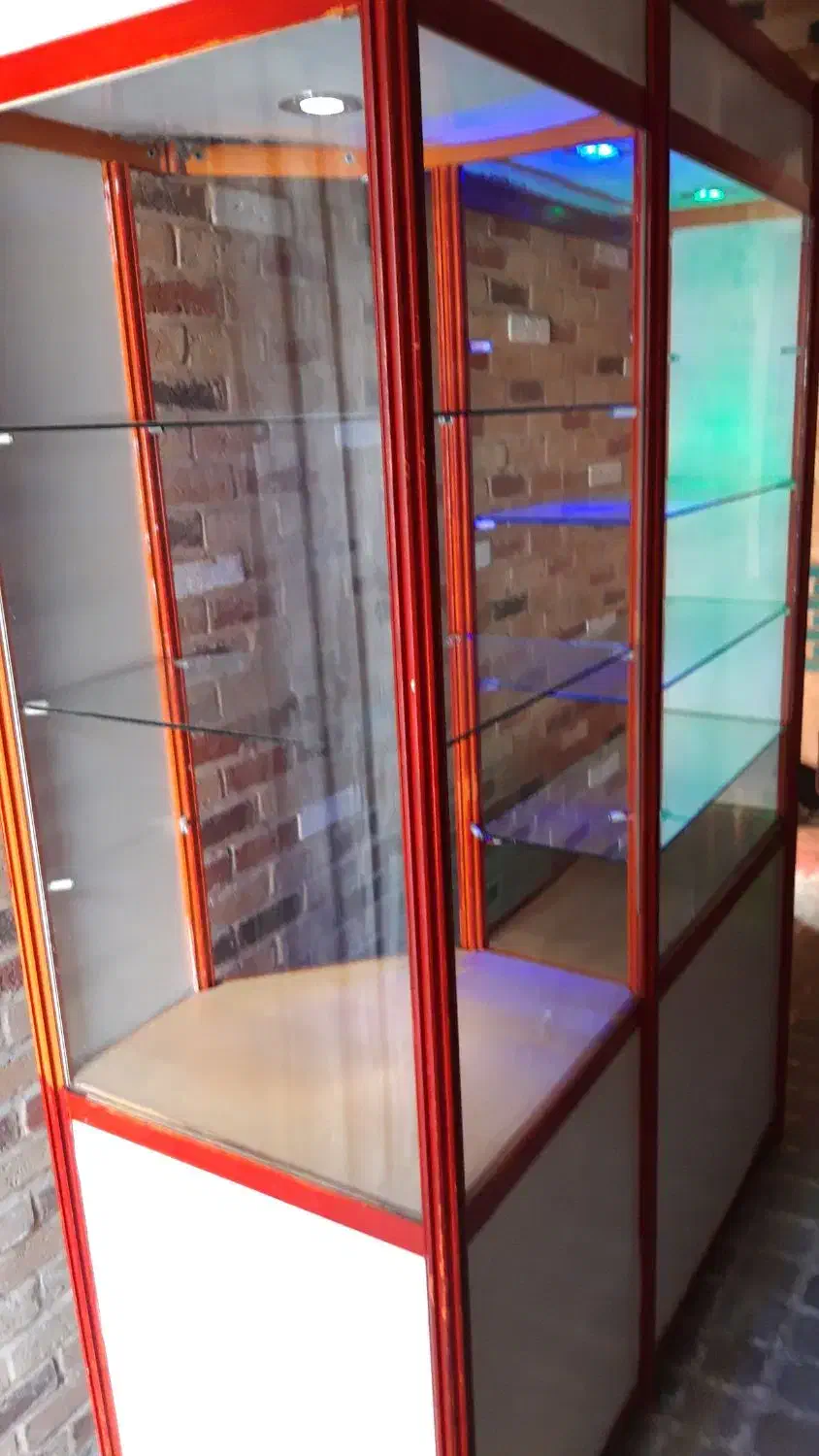 ویترین|فروشگاه و مغازه|شیراز, بالا کفت|دیوار