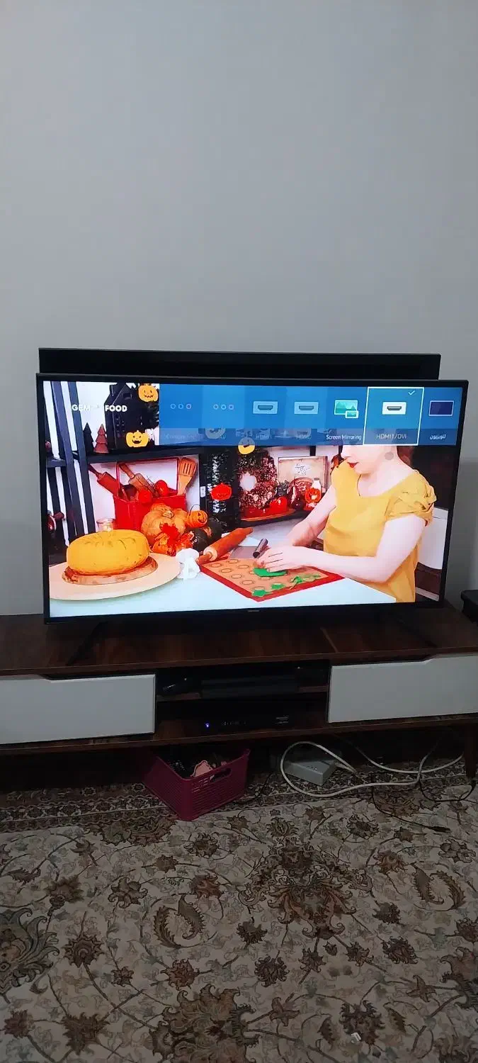 تلوزیون سامسونگ سونی|تلویزیون و پروژکتور|کرج, حصارک پایین|دیوار