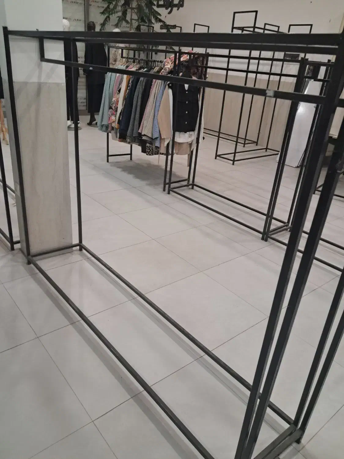 مانکن لباس  و رگال اهنی فروش فوری|فروشگاه و مغازه|اردبیل, |دیوار