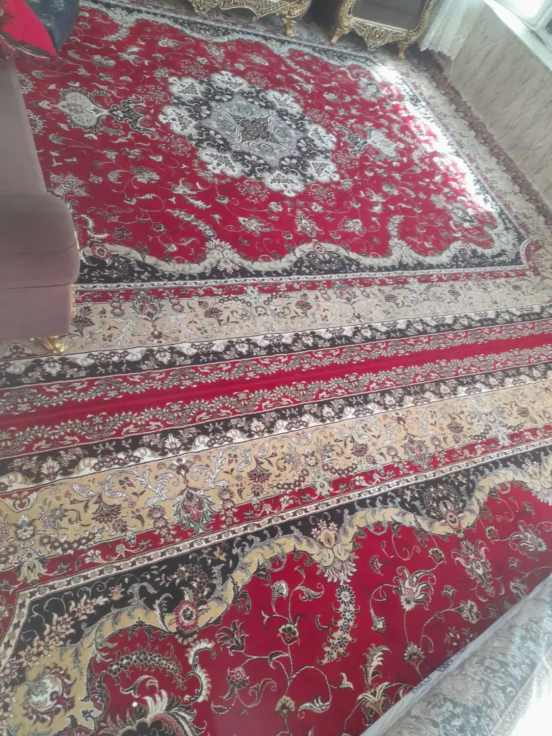 یک جفت فرش لاکی یک جفت کرمی|فرش|فسا, |دیوار