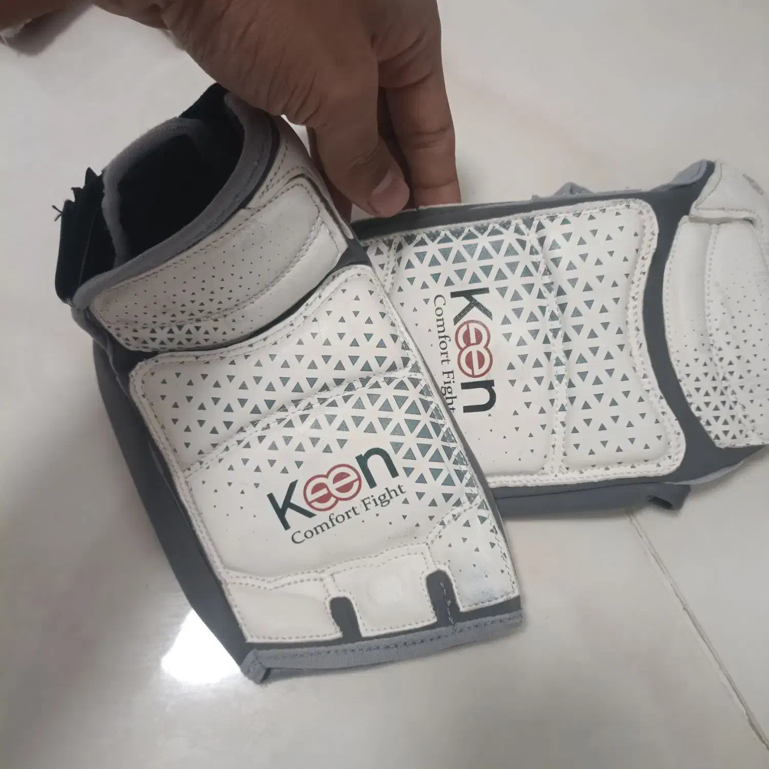 روپایی الکترونیکی تکواندو|تجهیزات ورزشی|شیراز, کوشک میدان|دیوار