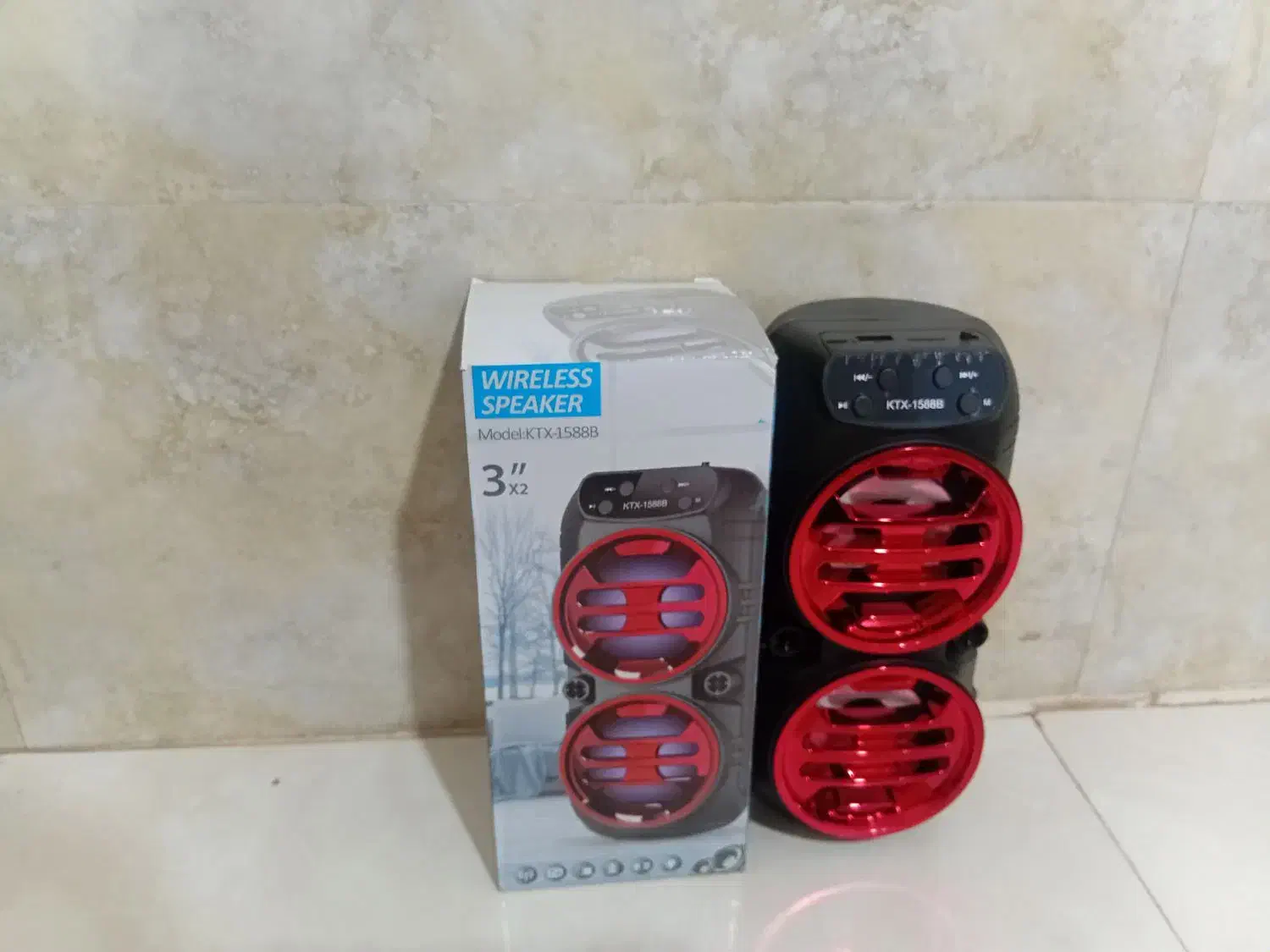 اسپیکر|سیستم صوتی خانگی|صحنه, |دیوار