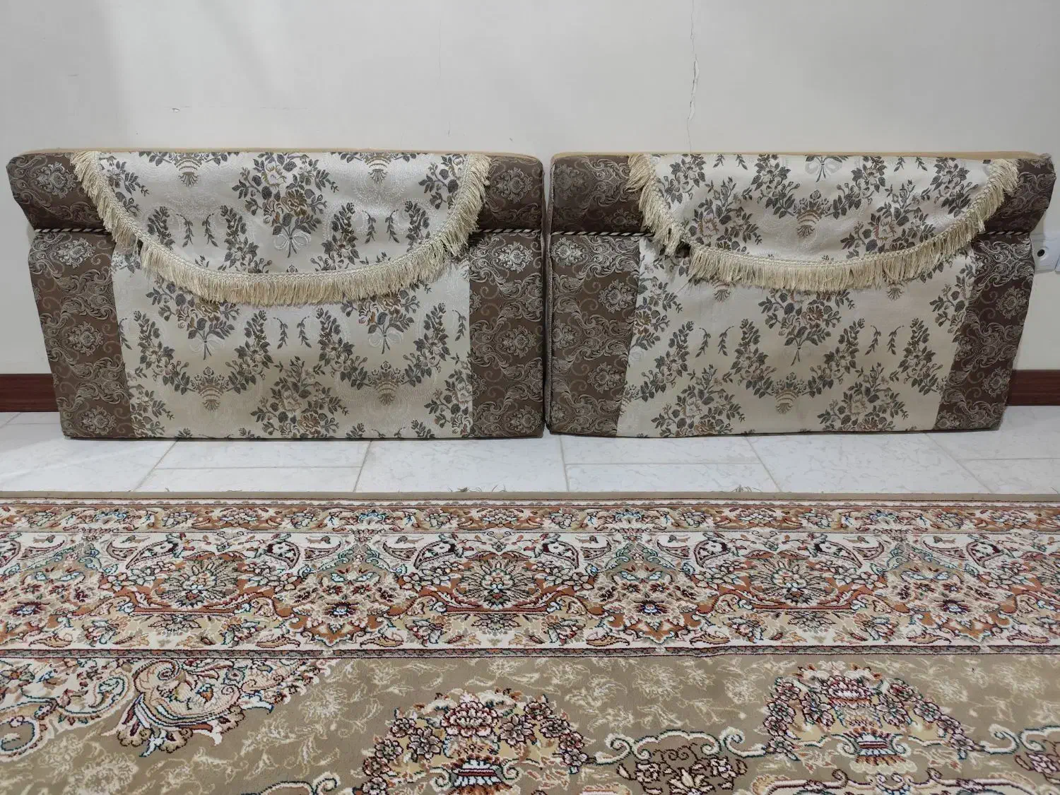 پشتی|پشتی|اسلامشهر, مسکن مهر اسلاشهر (شهرک امام خمینی)|دیوار