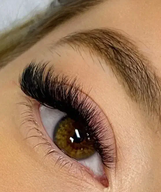 تخفیف ویژه اکستنشن مژه و لیفت ابرو|خدمات آرایشگری و زیبایی|نجفآباد, ۲۲ بهمن|دیوار