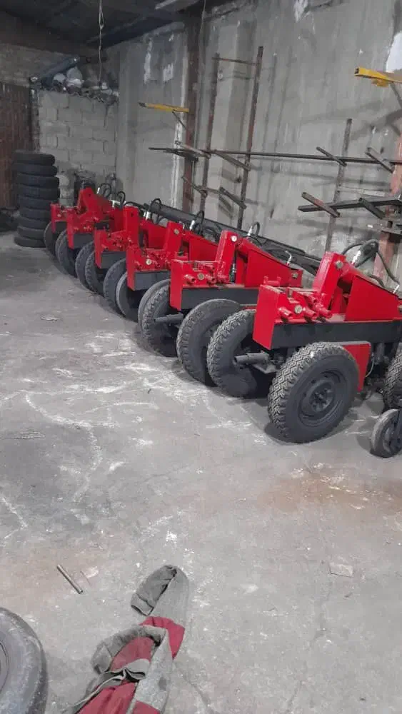 بتونیرخلاته بتن(قیچی میلگرد)ناریسازبتن+خاموت ویبره|ماشینآلات صنعتی|مشهد, ایثارگران|دیوار