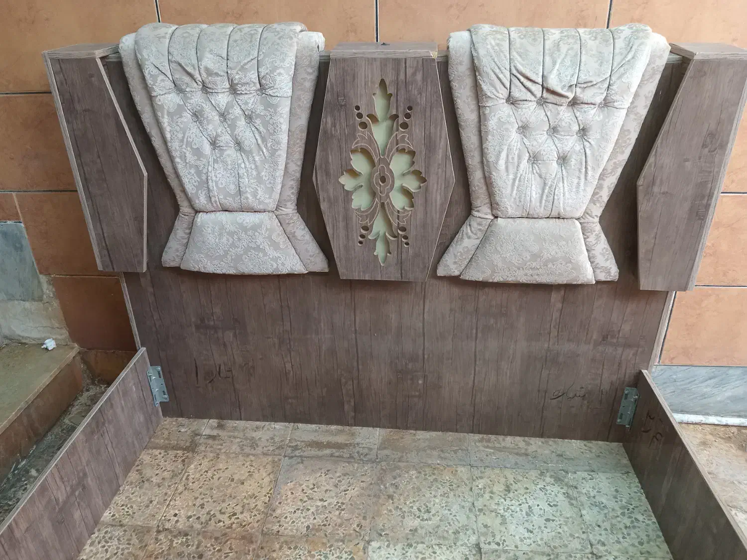 تخت خواب دو نفره در حد نو|تخت و سرویس خواب|دهلران, |دیوار