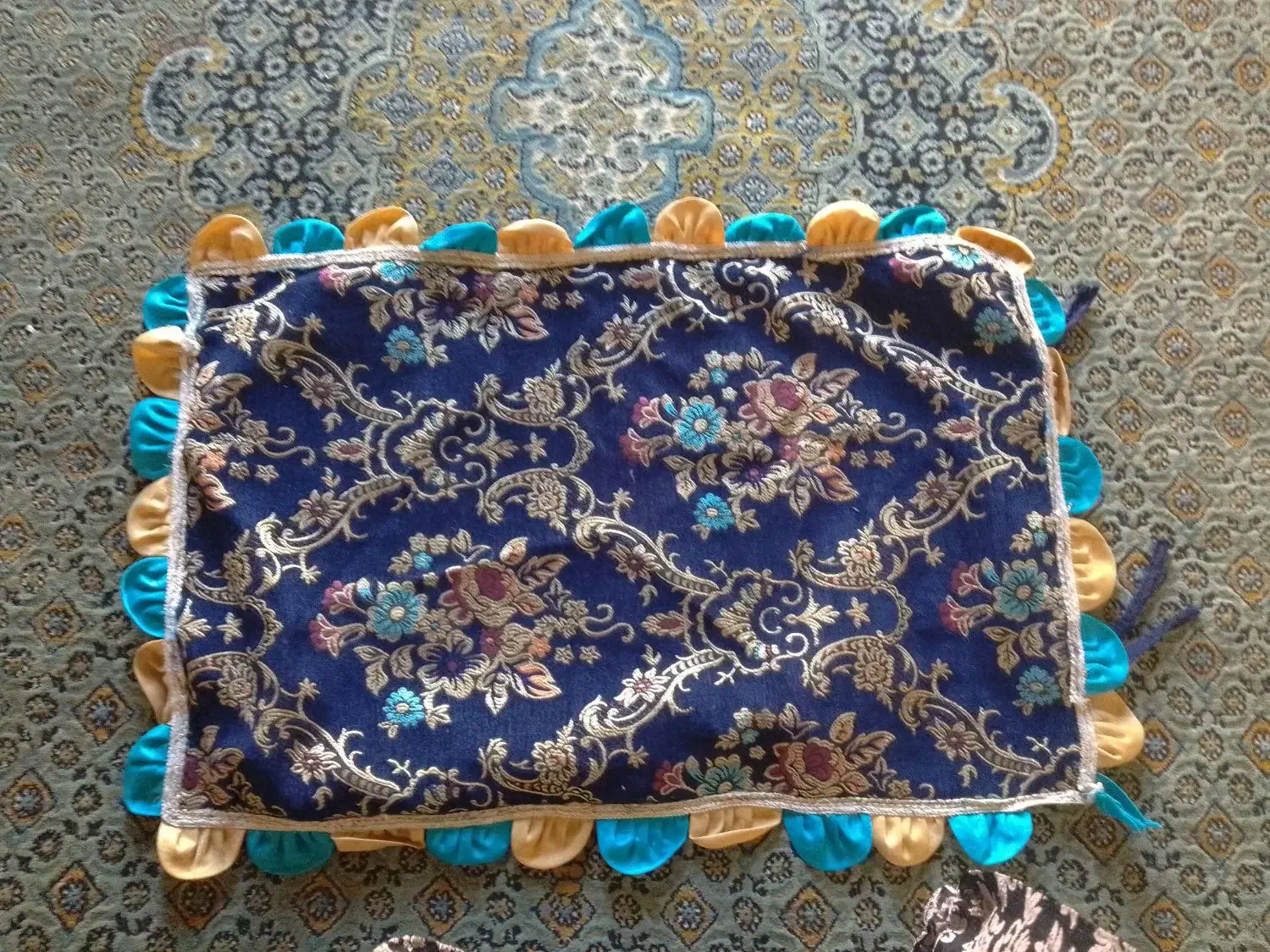 بالشت|پشتی|زابل, |دیوار