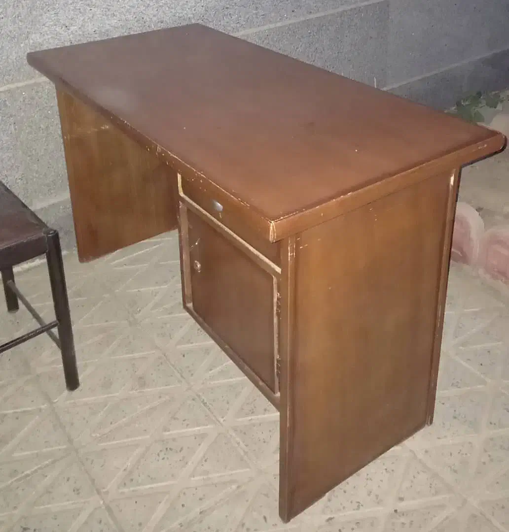 میز|صندلی و نیمکت|باقرشهر, |دیوار