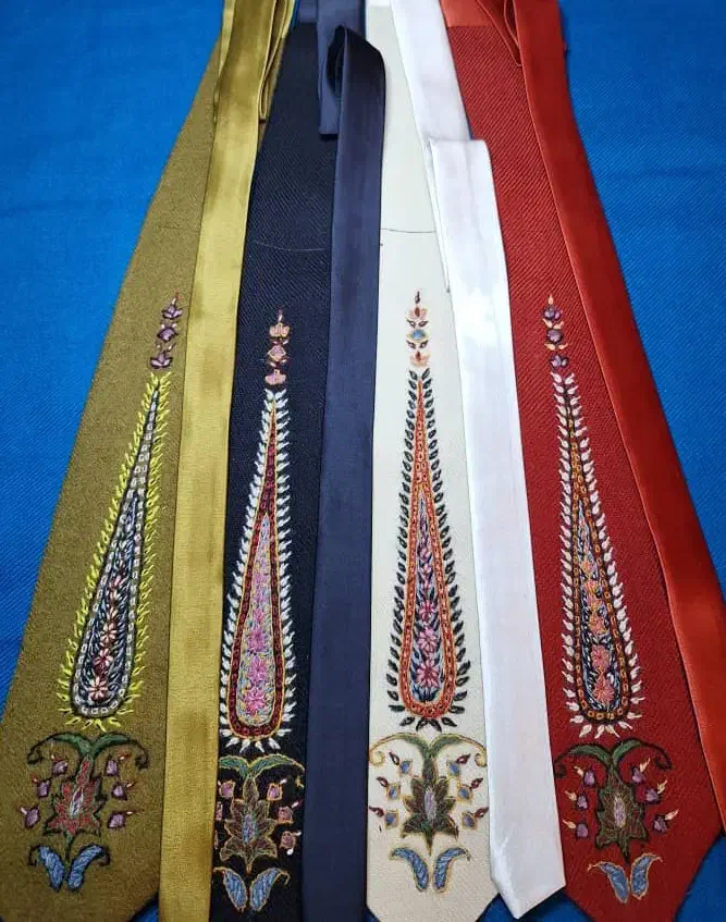 آموزش تخصصی پته دوزی(هنری اصیل.درآمدی پایدار)|خدمات آموزشی|کرمان, |دیوار