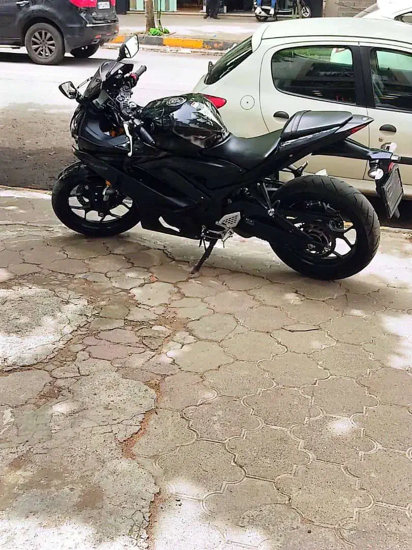 موتور یاماها r25درحد خشک|موتورسیکلت|رشت, منظریه|دیوار