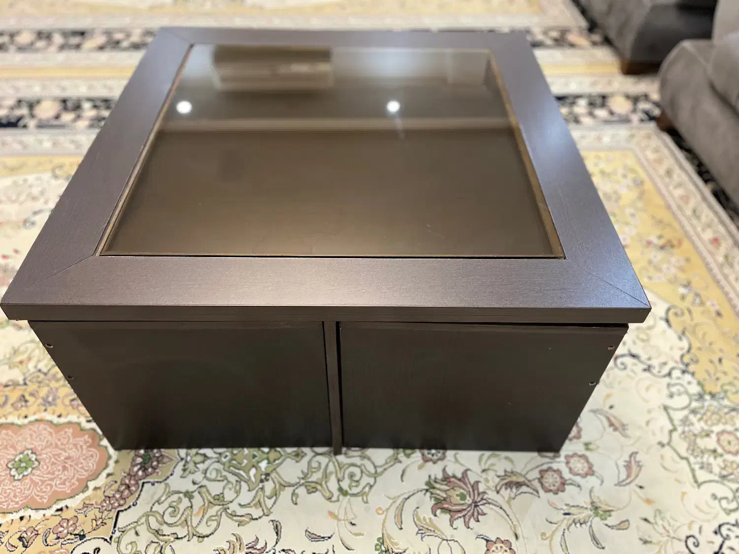 میز وسط (پذیرایی ) چوبی به همراه ۴ عدد میز عسلی|مبلمان خانگی و میز عسلی|بابل, |دیوار