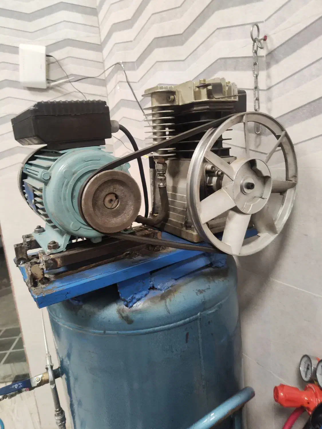 کمپرسور باد 250 لیتری|ماشینآلات صنعتی|مشگین شهر, |دیوار