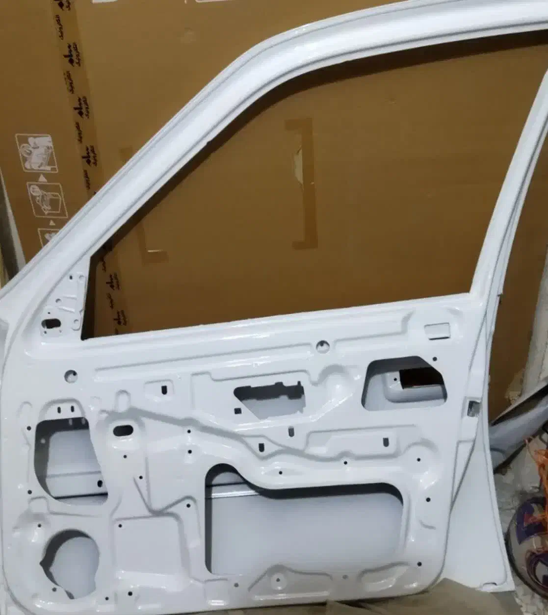 درب پژو پارس نو سفید شرکتی جلو راست مدل بالا|قطعات یدکی و لوازم جانبی|مشکیندشت, |دیوار