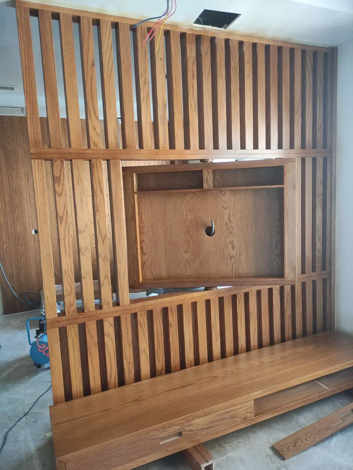 رنگ کاری چوب کابینت MDF هایگلاس وکیوم|خدمات پیشه و مهارت|ساوه, |دیوار