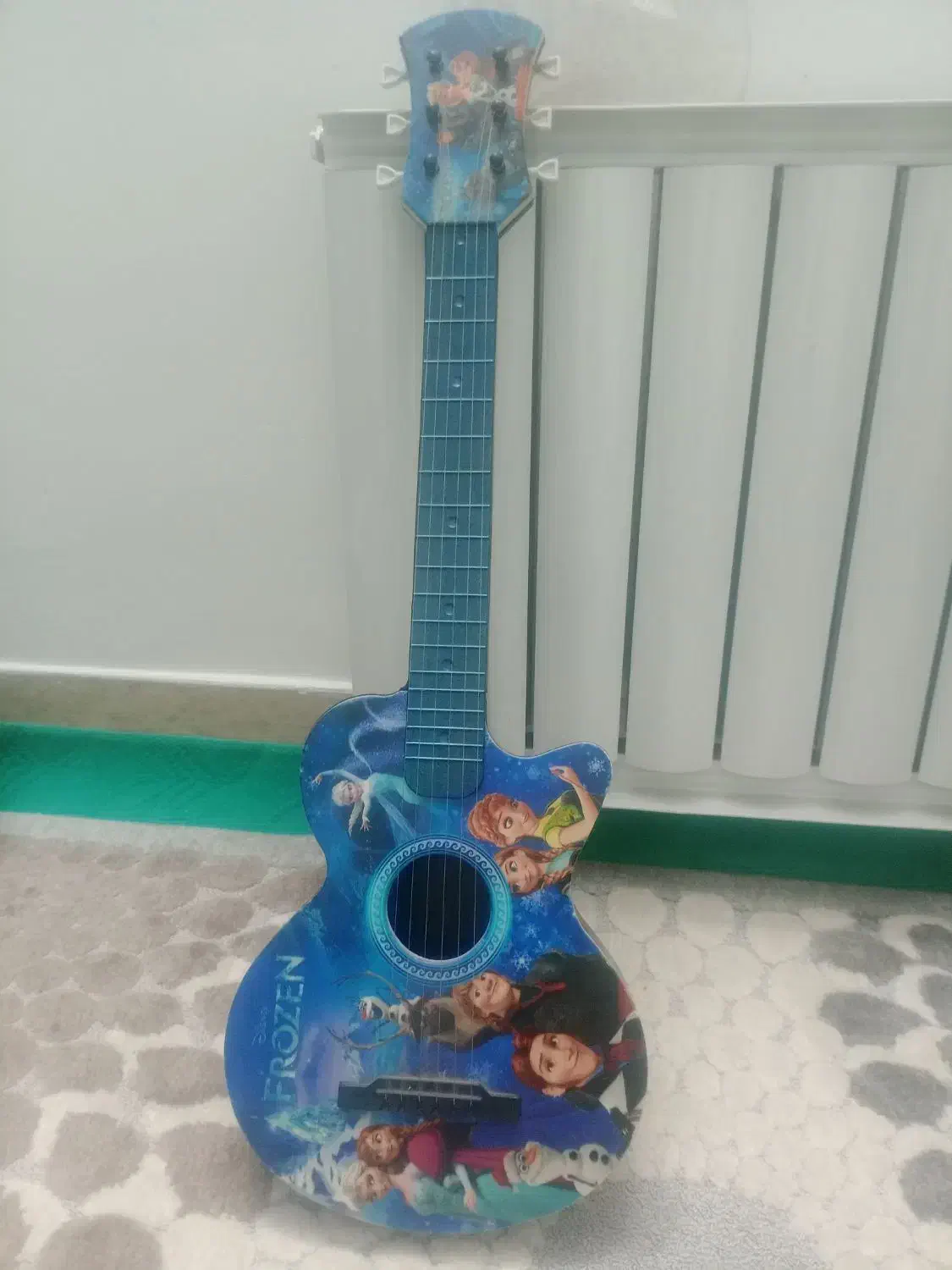 گیتار بچه گانه|اسباببازی بچه|فولادشهر, مسکن مهر فولادشهر|دیوار