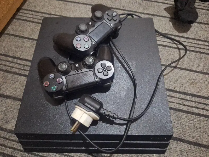 ps4 pro|کنسول، بازی ویدئویی و آنلاین|مشهد, فاطمیه|دیوار
