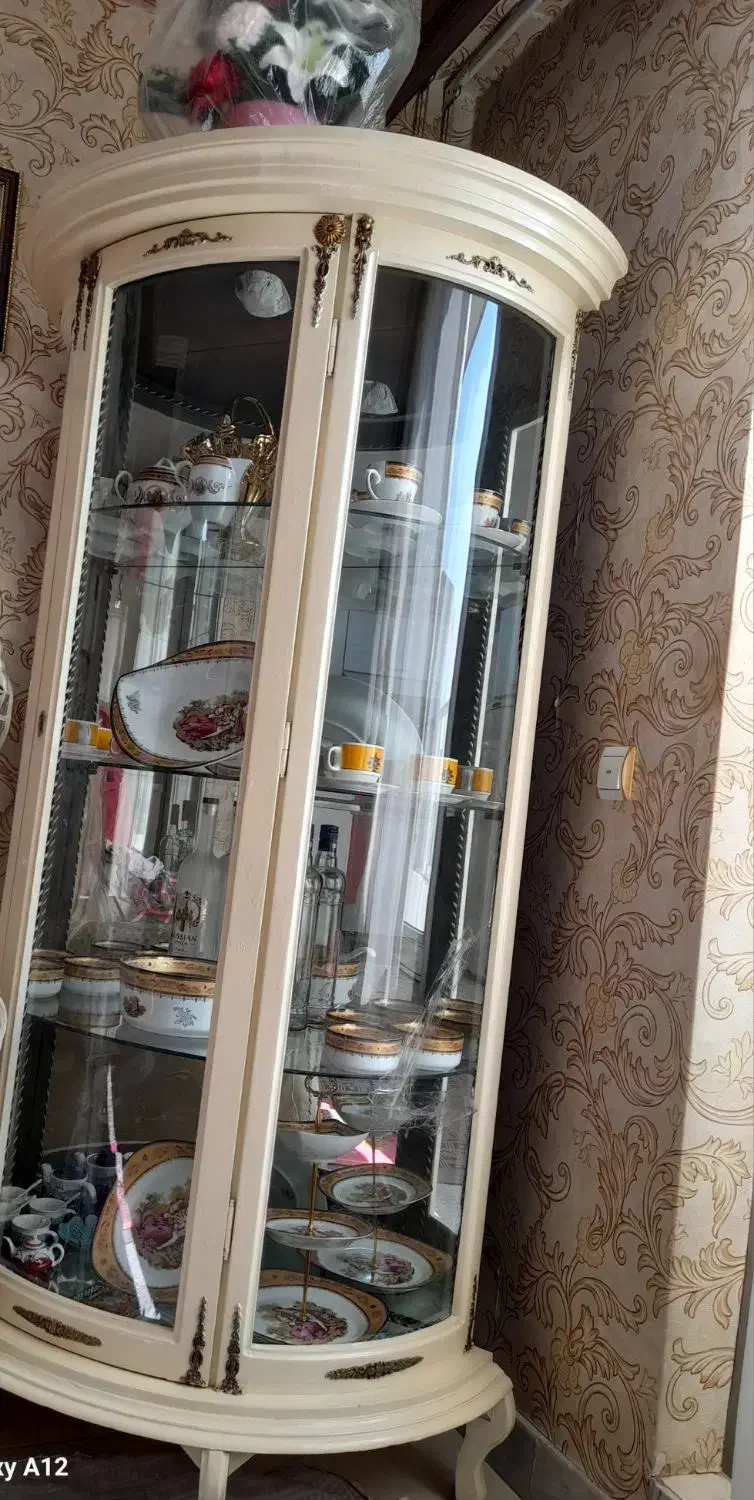 بوفه رنگ استخوانی|بوفه، ویترین، کنسول|تبریز, |دیوار