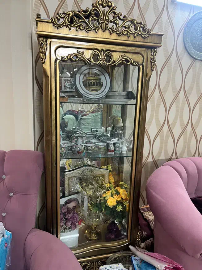 کاناپه و ویترین درحد نو|بوفه، ویترین، کنسول|اصفهان, خرم|دیوار