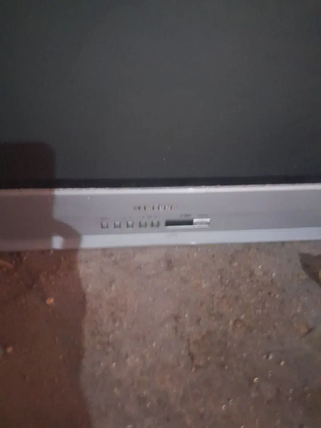 تلوزیون سالم|تلویزیون و پروژکتور|بروجرد, |دیوار