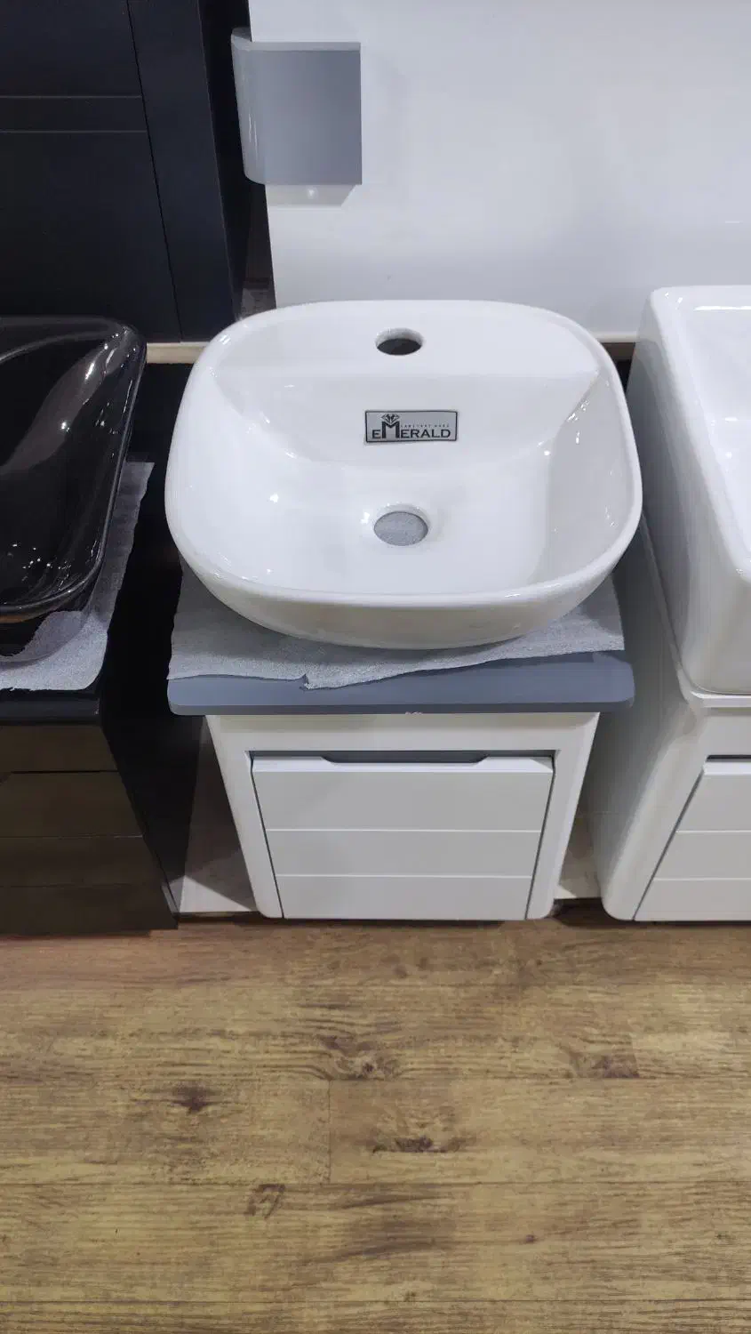 روشویی دیواری اقتصادی ۳۵×۳۵|لوازم سرویس بهداشتی|لاهیجان, گلستان|دیوار