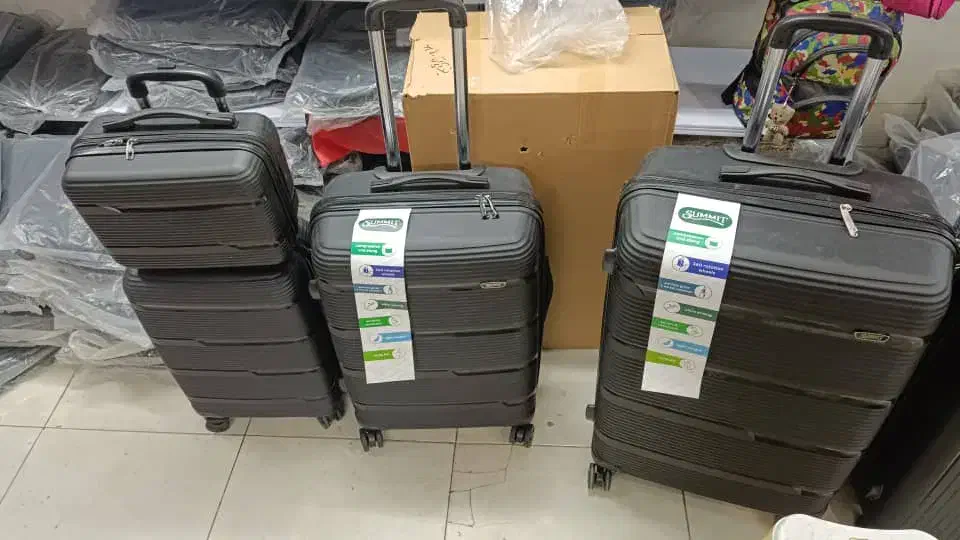 چمدان|کیف، کفش، کمربند|ایذه, |دیوار