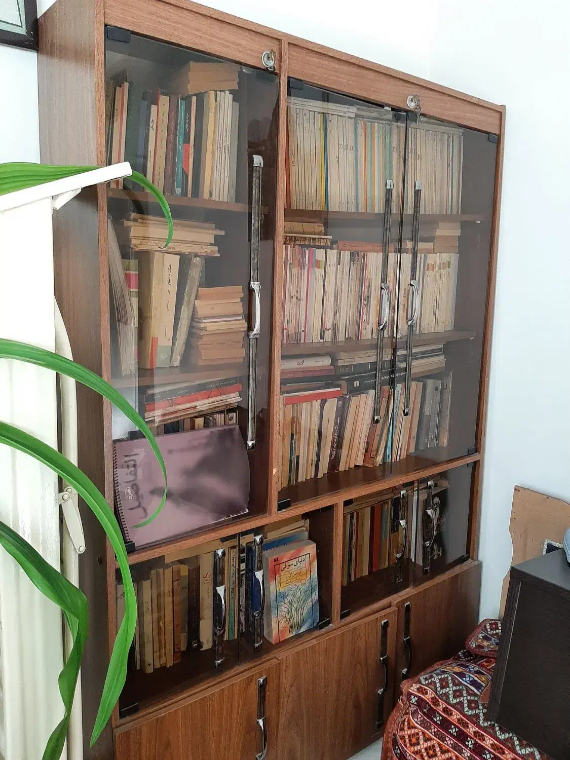 کتابخانه چوبی شیشه ای|کتابخانه، شلف، قفسه‌های دیواری|پردیس, فاز ۲|دیوار