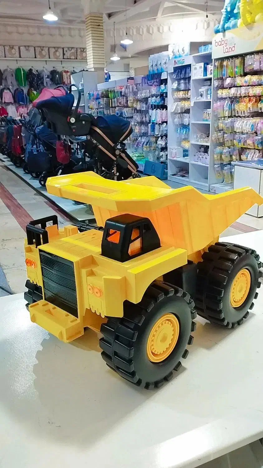 کامیون بازی|اسباب‌بازی بچه|تهران, گلچین|دیوار